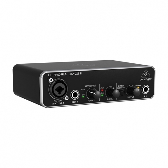 Behringer U-phoria UMC22 - 1